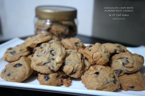 Famous Amos Cookie Recipe, Buttery Chocolate Chip Cookies, Choc Chip Cookie Recipe, Famous Amos Cookies, Famous Amos, Chocolate Shops, Chocolate Chips Cookies, Ultimate Chocolate Chip Cookie, Love Cookies