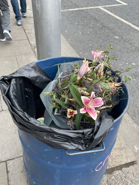 Flowers In Trash Can Aesthetic, Garbage Can Aesthetic, Garbage Aesthetic, Wilted Flowers, College Course, Garbage Dump, Pick Up Trash, Dark Green Aesthetic, Garbage Can