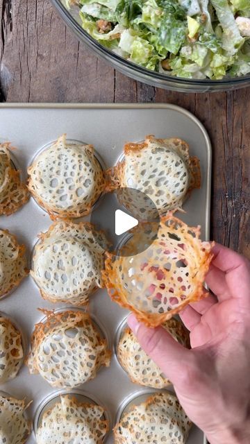 Kelly Senyei | Just a Taste® on Instagram: "CHEESY CAESAR SALAD CUPS! 🧀  #ad

How do you improve upon the iconic Caesar salad? Swap the serving bowl for a crispy cheese cup made with @crackerbarrelcheese! 

This easy, cheesy upgrade stars Cracker Barrel Vermont Sharp White Cheddar that’s finely shredded, piled into mounds, and baked at 350°F until melted and golden brown around the edges. All that’s left to do is drape the melted cheese onto an inverted muffin pan and let it crisp up. 

The rich, bold flavor of Cracker Barrel Cheese is the perfect way to elevate any recipe. This easy but impressive hack allows you to create the ultimate edible serving vessel for salads, dips, charcuterie and more. 

👉🏻 COMMENT with the word CHEESE and I’ll DM you the clickable recipe link to my cheesy C Cheesy Caesar Salad Cups, Caesar Salad Cups Appetizers, Party Cup Appetizers, Caesar Salad Appetizer, Pasta In A Cup Appetizer, Cheese Ideas Appetizers, Savory Cheesecake Appetizers, Creative Serving Ideas, Cheese Bowls Edible