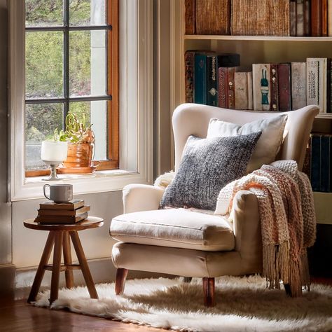 Best Reading Chair for Cozy Corners: The Ultimate Guide Chair In Bedroom Corner Cozy, Reading Chair By Fireplace, Reading Rooms Cozy, Reading Chair Bedroom Cozy Corner, Reading Chair Aesthetic, Cozy Chair Bedroom, Cozy Corner Bedroom, Reading Chair Corner, Small Cozy Chair