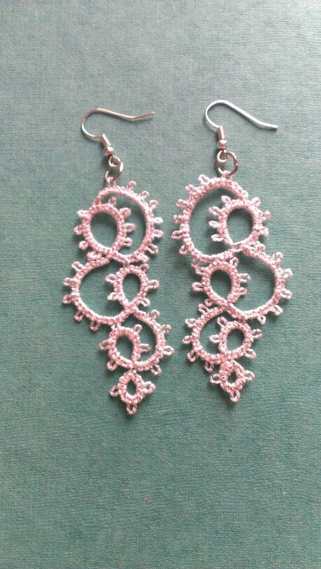 Earrings made Tatting Patterns Free Beginners, Tatted Earrings, Tatting Patterns Free, Tatting Necklace, Best Crochet Patterns, Needle Tatting Patterns, Shuttle Tatting Patterns, Tatting Earrings, Tatting Jewelry