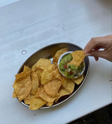 Guac And Chips Aesthetic, Cute Home Design, Chips Aesthetic, Chips And Guac, Palette Aesthetic, Mood Palette, Paris Mood, Italy Beach, Dresses Amazon