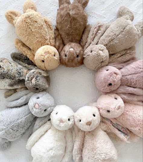 Toca Boca Hair Salon, Jellycat Bunny, Jelly Cat, Jellycat Stuffed Animals, Cute Squishies, Birthday Wishlist, Cute Stuffed Animals, Bunny Plush, Cute Little Things