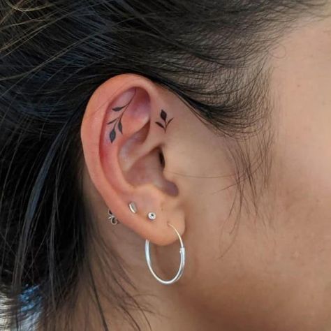 Inner Ear Tattoo, Behind Ear Tattoos, Ear Tattoo Ideas, Hidden Tattoos, Ear Tattoos, Dainty Tattoos, Subtle Tattoos, Tattoo Trends, Little Tattoos