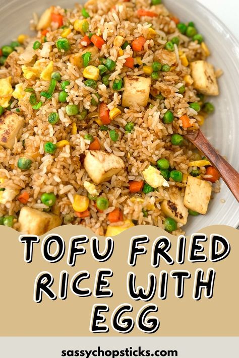 This delicious tofu fried rice is packed with protein and flavor, perfect for a quick and easy dinner. Tofu Fried Rice Recipe, Tofu Fried Rice With Egg, Fried Tofu Recipes Easy, Vegetarian Fried Rice Recipe, Delicious Tofu Recipes, Quick And Easy Rice Recipes, Tofu And Rice Recipes, Teriyaki Fried Rice Recipe, Tofu And Eggs