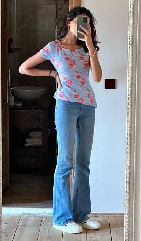 i felt supa cute in this fit hehe. the top is actually a kurta my mom made for my sister when she was like 10 but i knda just adjusted it to my liking and made it work HAHA. tags: 2000s fits, flower top, y2k outfits, flare jeans outfit, long top with jeans, y2k aesthetic outfits, cottage core outfits, fitted top flare jeans, asymmetrical top, printed top outfit, cute feminine outfits, girly fits, short sleeve fitted long top, aesthetic fits Jeans With Indian Top, Kurta With Flared Jeans, Slim Fit Top Outfit, Jeans Tops For Women Casual Indian, Cottage Core Jeans Outfit, Jeans With Tops Style, Flare Jeans Outfit Modest, 2000s Flare Jeans Outfit, Jeans Outfit Women Aesthetic