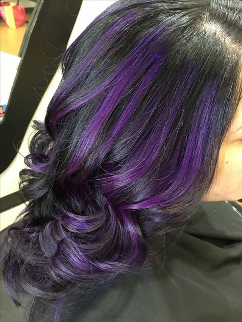 Types Of Purple Hair Colour, Voliet Color Hair, Long Black And Purple Hair, Purple Hair Designs, Grunge Hair Dye Ideas Purple, Skunk Hair Dye Purple, Chunky Purple Highlights On Dark Hair, Purple And Brown Hair Ideas, Purple Chunky Highlights Black Hair