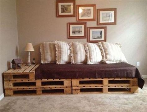 Pallet Bed Frame, Pallet Furniture Plans, Diy Pallet Sofa, Diy Pallet Bed, Pallet Beds, Loft Furniture, Bedroom Couch, Pallet Projects Furniture, Sofa Ideas