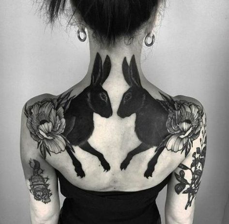 Check out our website for more Tattoo Ideas 👉 positivefox.com #etchingtattoo #linework Black Haircut Styles, Fade Haircut Styles, Etching Tattoo, 16 Tattoo, Kunst Tattoos, Illustration Tattoo, Rabbit Tattoos, Geniale Tattoos, Line Work Tattoo