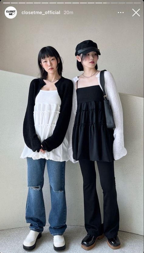 Dress And Jeans Combo, Dress Over Jeans Aesthetic, Jeans Under Skirt Outfit, Dress Over Jeans Korean, Modest Aesthetic Outfits, Clothes Modest, Modest Aesthetic, Aesthetic Vintage Outfits, Dress Over Jeans