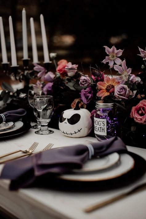 Nightmare Before Christmas Wedding Theme. Nightmare Before Christmas Wedding Theme. Spooky-Cute Halloween Wedding: Jack & Sally’s Celebration in purple, black and white with fun pumpkins, whimsical details and fun alternative yet romantic wedding details. Halloween Wedding Reception, Haunted Wedding, Halloween Wedding Dresses, Gothic Wedding Theme, Christmas Wedding Themes, Jack Y Sally, Nightmare Before Christmas Wedding, Dark Wedding Theme, Classy Halloween