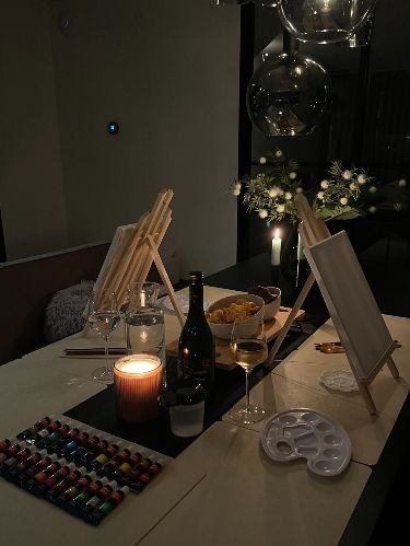 Creative Date Night Ideas, Dream Dates, Romantic Date Night Ideas, At Home Date, Fall Dates, Creative Dates, Cute Date Ideas, Wine Night, Romantic Dates