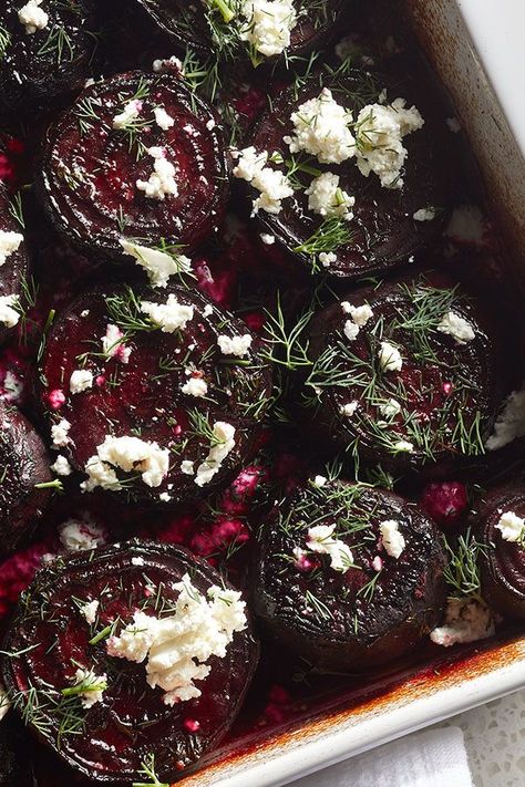 Easy Veggie Dinner, Beets With Goat Cheese, Beet And Goat Cheese, Creamy Goat Cheese, Veggie Dinner, Beet Recipes, Easy Veggie, Cabbages, Roasted Beets