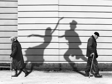 What Is Dance, Old Couples, Foto Tips, Conceptual Photography, Carl Jung, Foto Art, Jolie Photo, Old People, 인물 사진