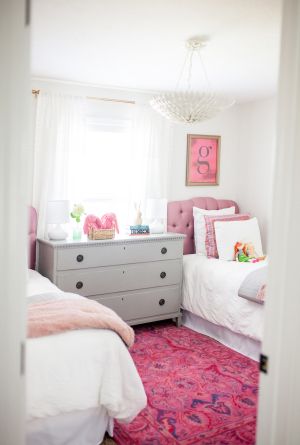 From a gorgeous master bedroom to bright and happy kids' spaces, tour a home that has the recipe for crafting the perfect space to rest your head. Pretty Pink Bedroom, Shared Girls Room, Pink Bedroom Ideas, Shared Bedroom, Teen Girl Bedroom, Shared Room, Pink Bedrooms, Chaise Design