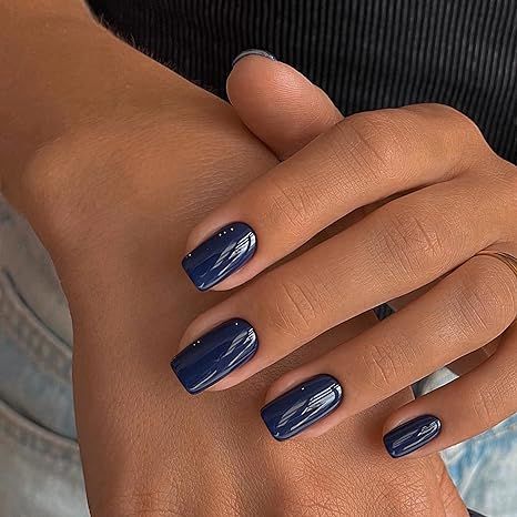 Navy Nails, Navy Blue Nails, Short Square Nails, Smink Inspiration, Short Square Acrylic Nails, Makijaż Smokey Eye, Blue Nail, Square Acrylic Nails, Girls Nails