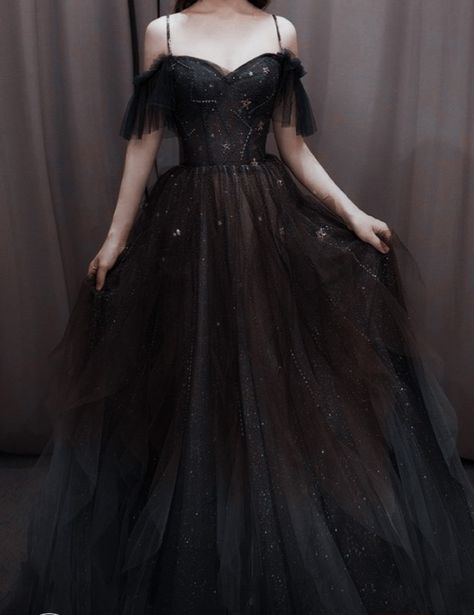 Fancy Prom Dresses Black, Green Gothic Prom Dress, Black Prom Dress A Line, Black Tulle Corset Dress, Gothic Gown Aesthetic, Black Yule Ball Gown, Fairy Black Dress, Dresses For A Queen, Villain Ball Gown