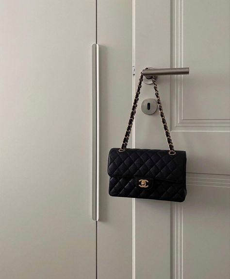 Chanel Bag Outfit, Designer Bags Black, Black Designer Bags, Chanel Bag Classic, Chanel Double Flap, Chanel Classic Flap Bag, Chanel Flap Bag, Classic Flap Bag, Girly Bags