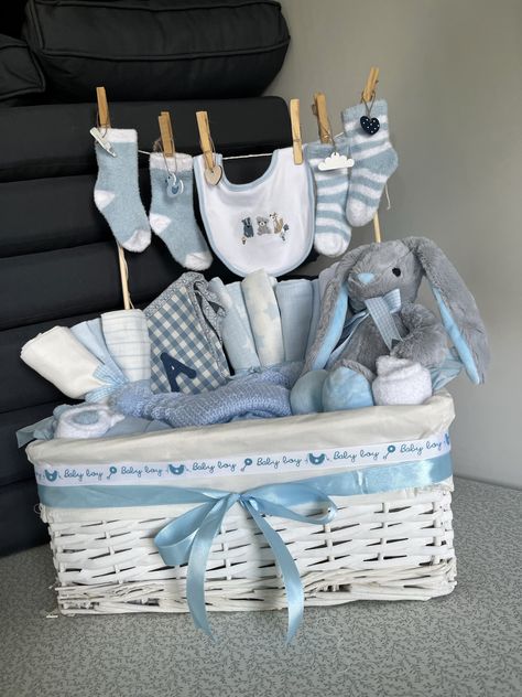 Baby Boy Gifts Basket, Baby Boy Hamper Ideas, Baby Basket Gift Ideas Boy, Baby Hampers Ideas Gift, Baby Shower Basket Gift Ideas Boy, Boy Gift Basket Ideas, Newborn Present Ideas, Baby Boy Gift Basket Ideas, Baby Hamper Ideas