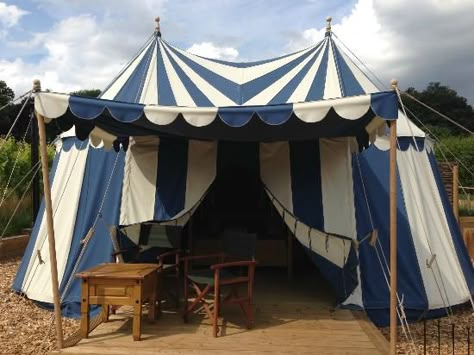 Medieval Tent, Medieval Camping, Sca Camping, Leeds Castle, Camping Inspiration, Camping Needs, Cool Tents, Pop Up Tent, Medieval Castle