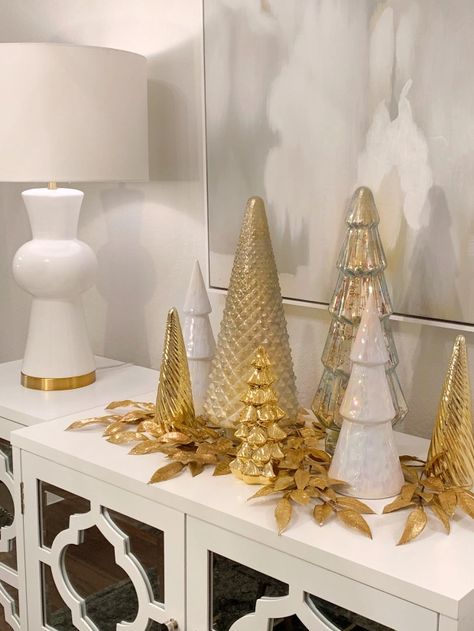 Elegant White and Gold Christmas – The Decor Diet