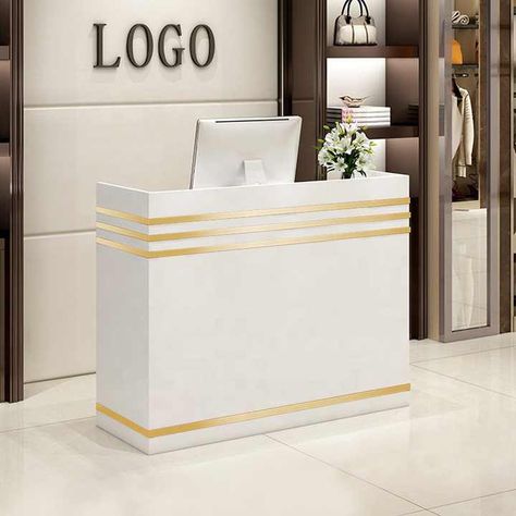 Small Shop Counter Ideas, Store Desk Design, Shop Desk Counter, Hotel Counter Design, Counters For Shops, Small Counter Design, Modern Cash Counter Design Retail Shops, Small Hotel Reception Design, Clothing Store Counter Design