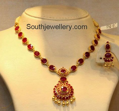 simple ruby necklace Haaram Designs, Silk Kurtis, Ruby Necklace Designs, Mango Mala, Ruby Jewelry Necklaces, Latest Indian Jewellery, Ruby Jewellery, Simple Jewellery, Antique Gold Jewelry Indian