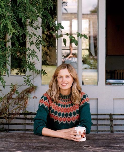 Why Amanda Brooks Gave Up NYC for the Cotswolds | Photo by Carol Sachs Amanda Brooks, Weekend Dresses, Wellington Boot, Gave Up, The Cotswolds, Farm Girl, Casual Winter Outfits, British Style, New York Fashion