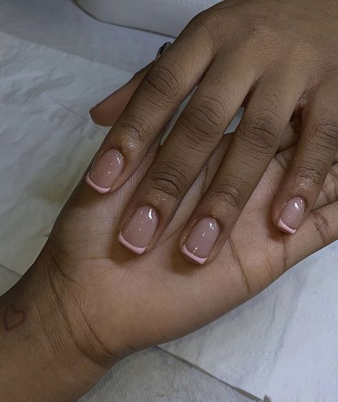 White Hairstyles, Short Classy Nails, Natural Nails Manicure, Gel Toe Nails, Birthday Plans, Acrylic Toe Nails, Subtle Nails, Simple Gel Nails, Girly Acrylic Nails