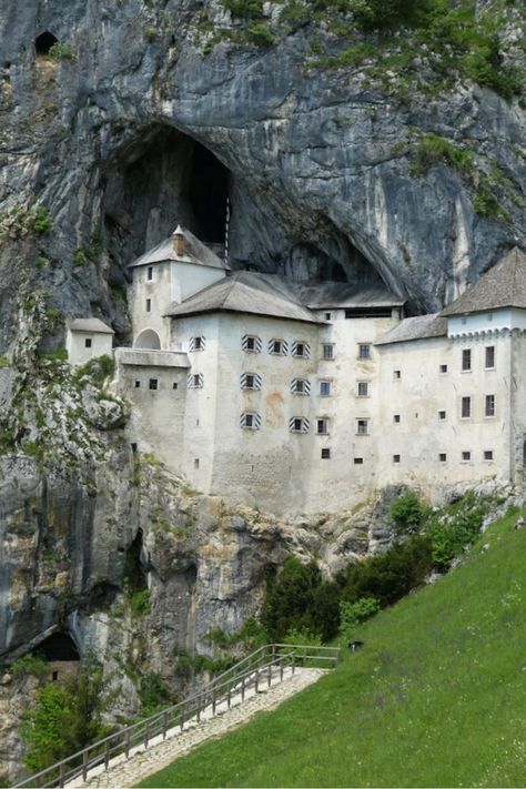 How to visit the top five caves in Slovenia, including Postojna Cave, Predjama Castle, Škočjan Caves, Pivka Cave and Idrija Mercury Mine. | Travel Dudes #Slovenia #EasternEurope | slovenia travel | slovenia caves Postojna Cave Slovenia, Slovenia Caves, Postojna Cave, Slovenia Travel, Underground World, Europe Aesthetic, Cave Tours, Adventure Vacation, Exotic Places