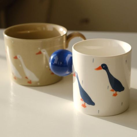 Handmade Duck Mug White #zicxa-photos #zicxa #images #background #wallpaper #freepik #shutterstock #VN Check more at Duck Mug Pottery, Pottery Painting Elephant, Pottery Painting Ideas For Guys, Paint It Yourself Pottery, Self Painted Pottery Ideas, Duck Pottery Painting, Cups Painting Ideas, Paint Yourself Silly Pottery Ideas, Couples Pottery Painting