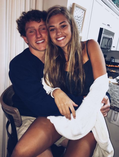 vsco- stayclark Boy Best Friend, Boyfriend Goals, Cute Couples Photos, Relationship Goals Pictures, Perfect Boy, Better Half, Cute Relationship Goals, Future Boyfriend, Boyfriend Girlfriend