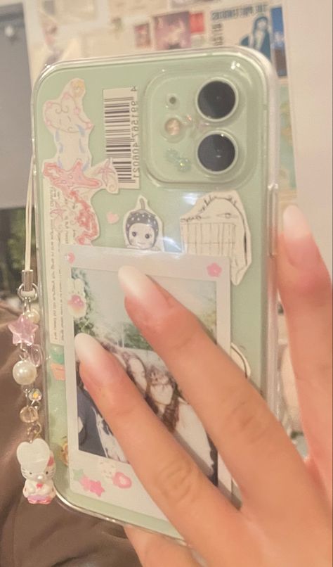 Clear Phone Case Design, Diy Phone Case Design, Desain Buklet, Hacks And Tips, Easy Tricks, Iphone Case Stickers, Kawaii Phone Case, Cute Iphone, Collage Phone Case