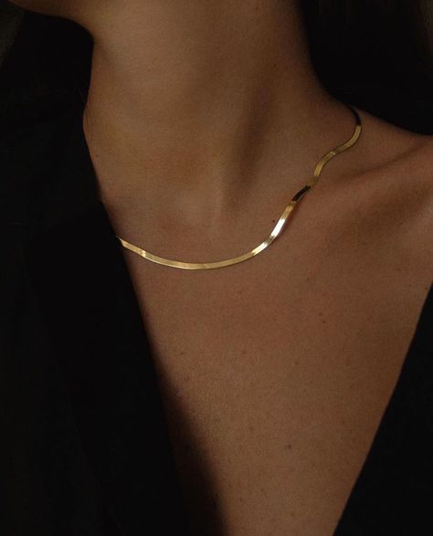 Everlay Jewelry on Instagram: “The I M A N chains for that gold drip” Money Necklace, Gold Herringbone Chain, Gold Minimalist Jewelry, Golden Necklace, Elegant Pendant, Girl Jewelry, Classy Jewelry, Jewelry Lookbook, Layered Jewelry