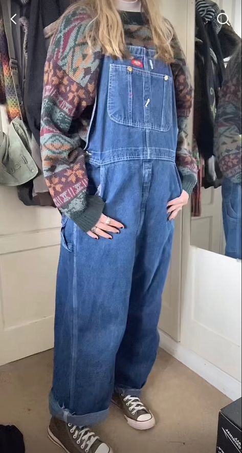 Baggy Overall Outfits, Cardigan And Overall Outfit, Cold Overall Outfits, They Them Outfits, Aesthetic Outfits 70s, Cute Grandma Outfits, Big Overalls Outfit, 80s Mom Fashion, Grunge Granola Outfits