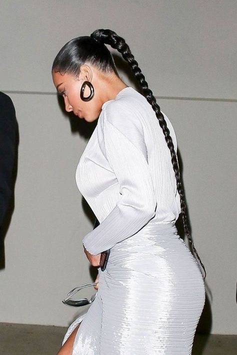 Kylie Jenner Braid Ponytail, Kim Kardashian Long Braid, Kim Kardashian Ponytail Braid, Kim Kardashian Ponytail, Kim Kardashian Braids, Kardashian Braids, Sleek Braided Ponytail, Sleek Braid, Air Style