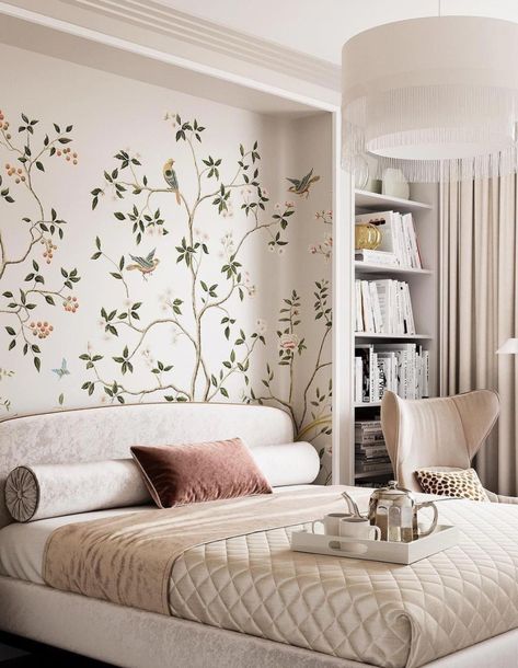 Design Spotlight: Chinoiserie Wallpaper - COCOCOZY Bad Inspiration, Bad Design, Wallpaper Bedroom, Home Room Design, Beautiful Bedrooms, Home Wallpaper, Bedroom Colors, Decoration Design, Interior Design Bedroom