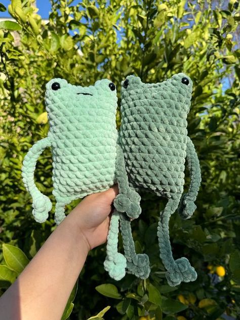 Crochet PATTERN Large No Sew Leggy Froggy Easy Beginner Crochet Pattern Amigurumi Frog Crochet Plushie Gift Idea Digital PDF Download Crochet toys tutorial #crochettoystutorial #crochet #crochettoy #crochetpattern #crochetpatterns 3.141 Crochet Green Amigurumi, Crochet Frog Pillow, Green Crochet Patterns, Crochet Plushies Amigurumi, Crochet Leggy Frog Free Pattern, Crochet Leggy Frog Pattern, Easy Crochet Amigurumi Free Patterns, Begginer Crochet Patterns, Leggy Froggy Crochet Pattern Free