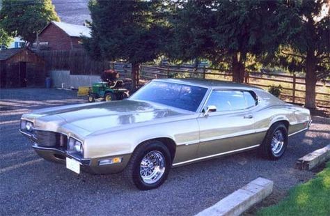 Sold* at BARRETT-JACKSON CLASSIC CAR AUCTION 2002 - Lot #160 1970 FORD THUNDERBIRD HARDTOP Car Auction, Barrett Jackson Auction, Barrett Jackson, Lincoln Continental, V8 Engine, Ford Thunderbird, Car Auctions, West Palm Beach, Collector Cars