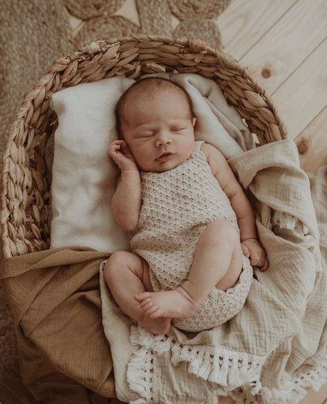 Styled Newborn Photography, Newborn In A Basket Photos, Photography Poses Newborn, Home Style Newborn Pictures, Studio Lifestyle Newborn Session, Western Boho Newborn Photos, Newborn Photography In Studio, Neutral Color Newborn Photography, May Newborn Photoshoot