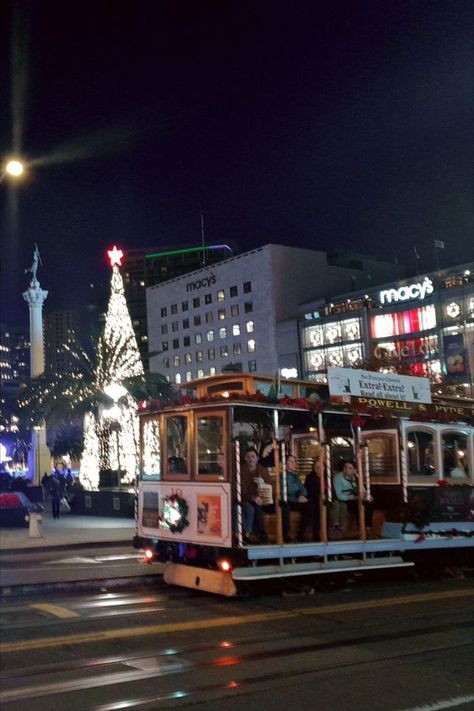 Night City Vibes, Macys Christmas, Aesthetic San Francisco, San Francisco Christmas, Christmas In San Francisco, San Francisco Aesthetic, San Francisco Trolley, Snow Vacation, City Girl Aesthetic