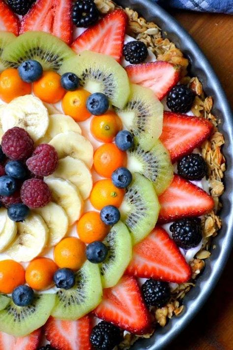 A colorful and healthy Beautiful Breakfast Tart, made with yogurt and fruit, with a gluten free granola crust. Granola Crust, Breakfast Tart, The View From Great Island, Beautiful Breakfast, Fruit Breakfast, What's For Breakfast, Breakfast Brunch Recipes, Betty Crocker, Fruit Recipes