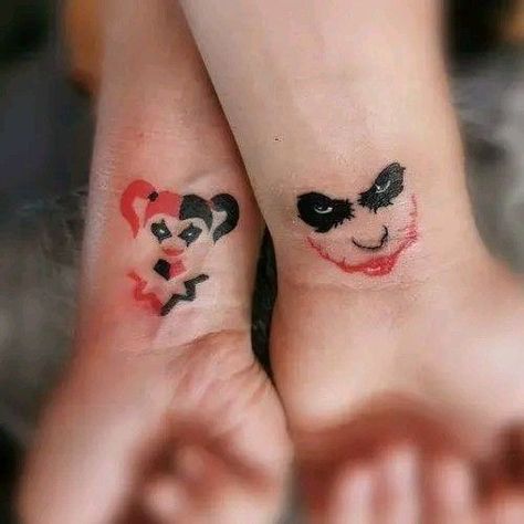 Joker And Harley Quinn Tattoo Couples, Cool Couple Tattoos, 2 Faces Tattoo, Tattoo Parejas, Joker And Harley Quinn Tattoo, Tattoo For Couple, Tato Joker, Tattoo For Couples, Joker And Harley Tattoo