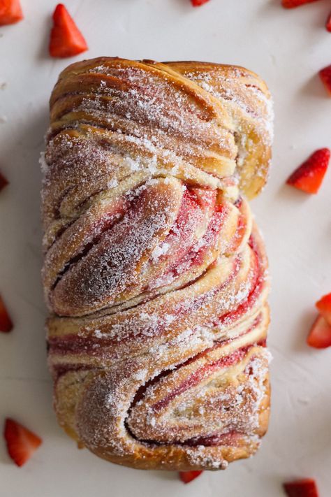 Foccacia Bread Strawberry, Strawberry Brioche Bread, Jam Donut Babka, Raspberry Swirl Bread, Jam Bread Recipe, Flavor Bread Recipes, Healthy Strawberry Bread, Breakfast Yeast Bread Recipes, Strawberry Swirl Bread