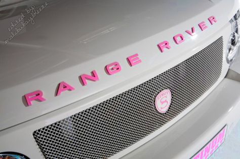 White Range Rover with Pink accents!!! White Range Rover, Pink Range Rovers, Range Rover White, White Range, Tout Rose, Girly Car, Car Goals, Good Year, Pink Letter