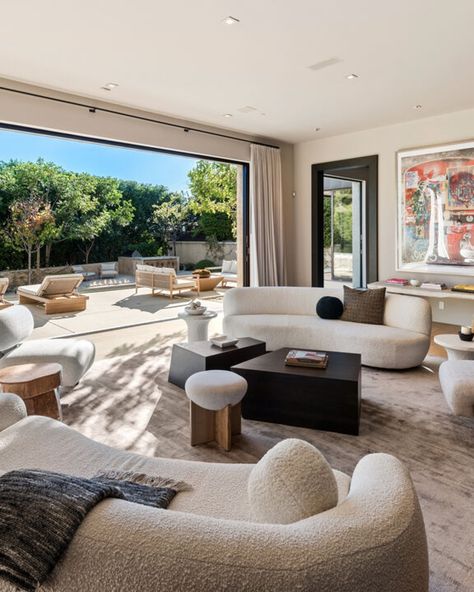 Travis Scott and Kylie Jenner have relisted their seven-bedroom estate for a reduced price of $17.995 million. Luxury real estate broker and founder of Zipsmart AI, Arvin Haddad, who talks about the property on his YouTube channel, believes the couple overpaid for the property. “They bought it for $13.5 million and have done some work to it, but even $13.5 million was a high number for that property,” he says. “Kylie tends to overpay for everything she buys, but she didn’t get a good deal o... Kylie Jenner Bedroom, Kylie Jenner New House, Kylie Jenner House, Kylie Jenner News, Jenner House, Real Estate Broker, Luxury Property, Travis Scott, Luxury Real Estate