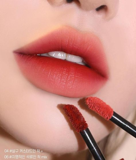 Red Ombre Lips, Korean Lipstick, Ombre Lipstick, Glossy Lips Makeup, Gradient Lips, Lipstick Style, Cute Lipstick, Korean Lips, Alat Makeup