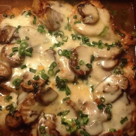 Weight Watchers Chicken, Naan, Chicken Lombardy Recipes, Chicken Lombardy, Poultry Recipes, Dish Recipes, Turkey Recipes, Weight Watchers Meals, Main Dish Recipes