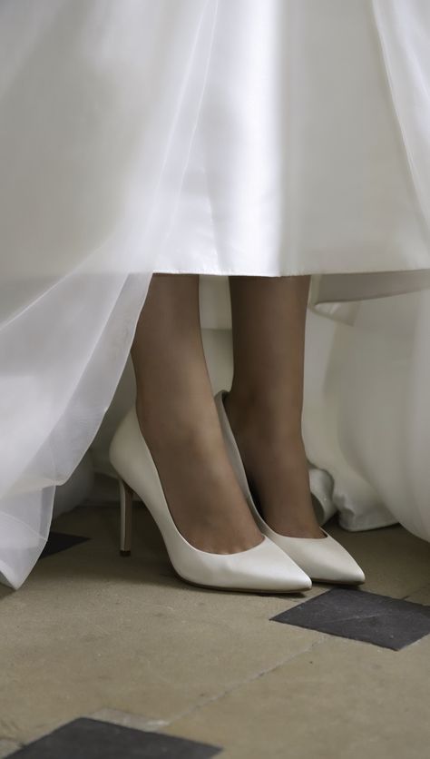 Meghan Ivory Silk High Heel Pointed Court Shoes by Perfect Bridal - Inspired by the Duchess of Sussex's wedding shoes, Meghan is an elegant high heel pointed court shoe in divine ivory silk. Simple Wedding Shoes, Bride Heels, Converse Wedding Shoes, Elegant Wedding Shoes, Wedding Shoes Sandals, Wedge Wedding Shoes, Fun Wedding Shoes, Wedding Shoes Low Heel, Designer Wedding Shoes