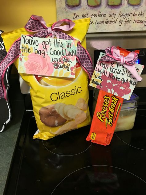 Good luck goodie bag!                                                                                                                                                                                 More Cheer Sister Gifts, Goodie Bag Ideas, Football Treats, Gift Bag Ideas, Football Player Gifts, Spirit Bags, Team Snacks, Dance Team Gifts, Secret Sister Gifts